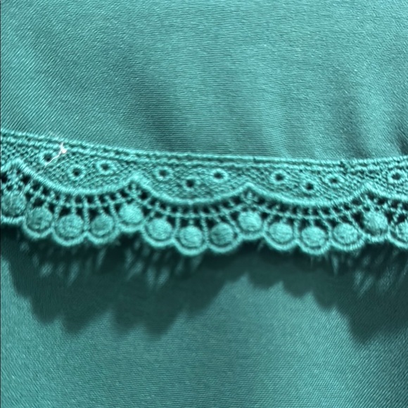 ! Grace Karin Elegant Green Ruffled Long Sleeve Blouse! - Picture 4 of 7